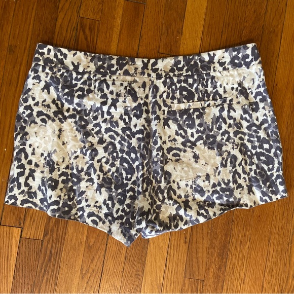 Gray and Cream Colored Linen Joie Shorts - Picture 7 of 10